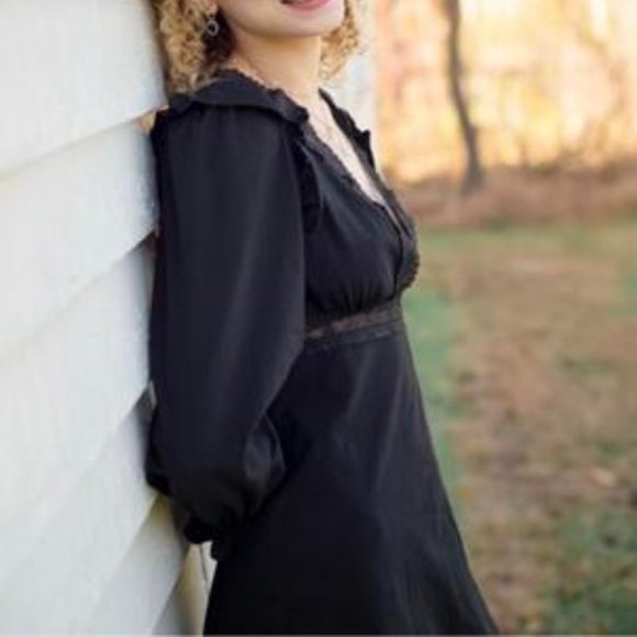 Black Plunging Neckline Lace Ruffle Sleeve Mini Dress - Picture 4 of 13